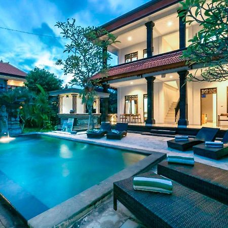 Esty House Hotel Ubud  Ngoại thất bức ảnh