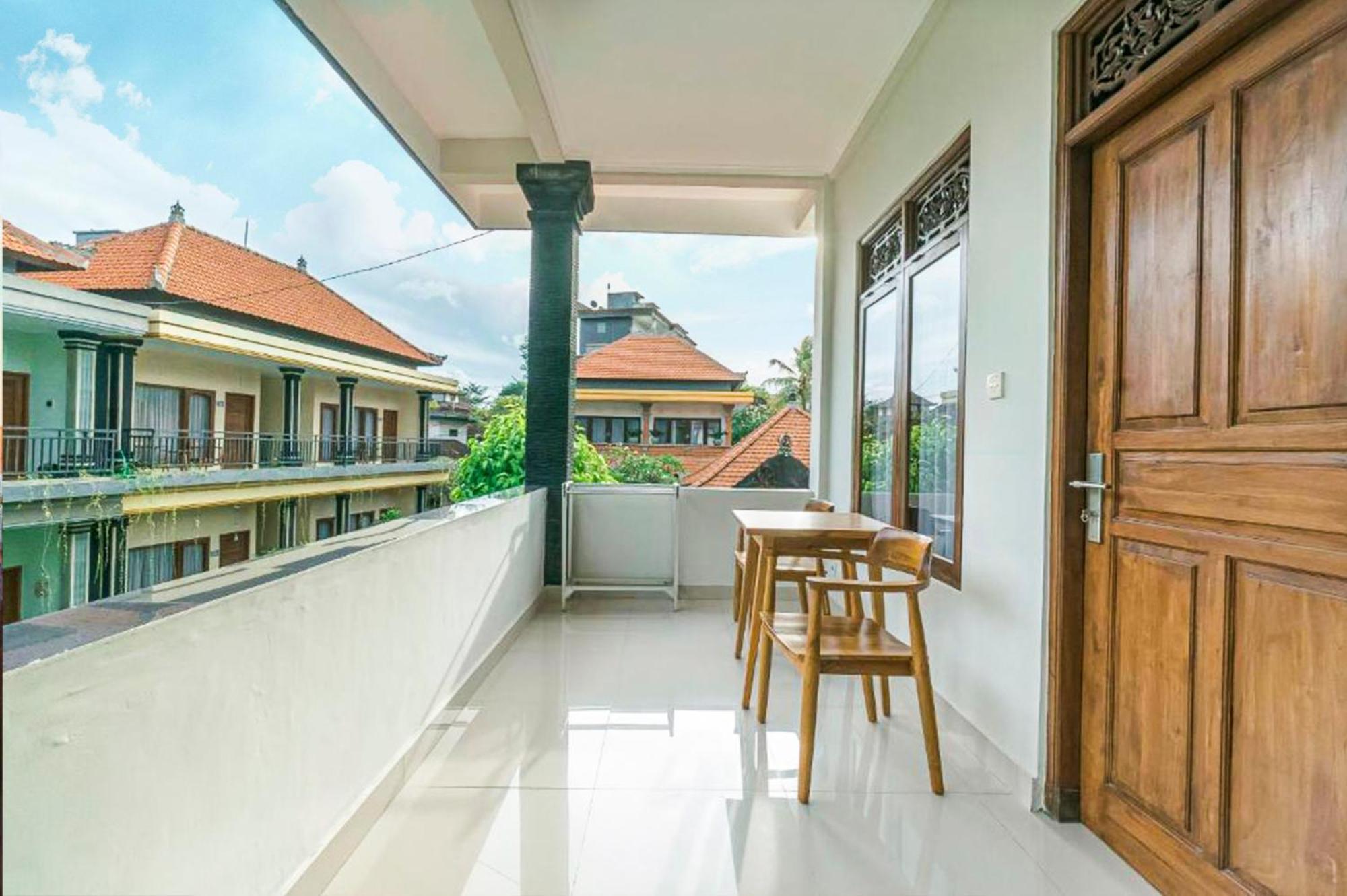 Esty House Hotel Ubud  Ngoại thất bức ảnh