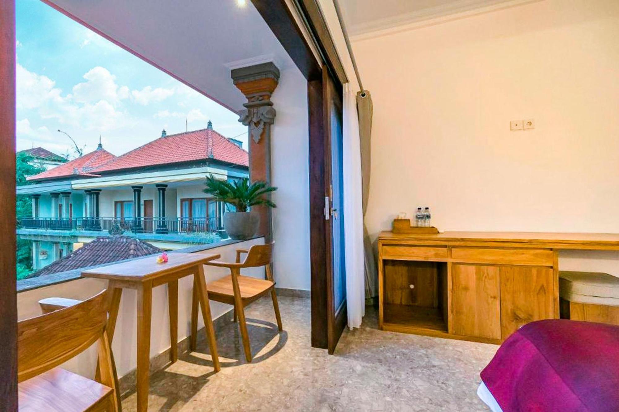 Esty House Hotel Ubud  Ngoại thất bức ảnh