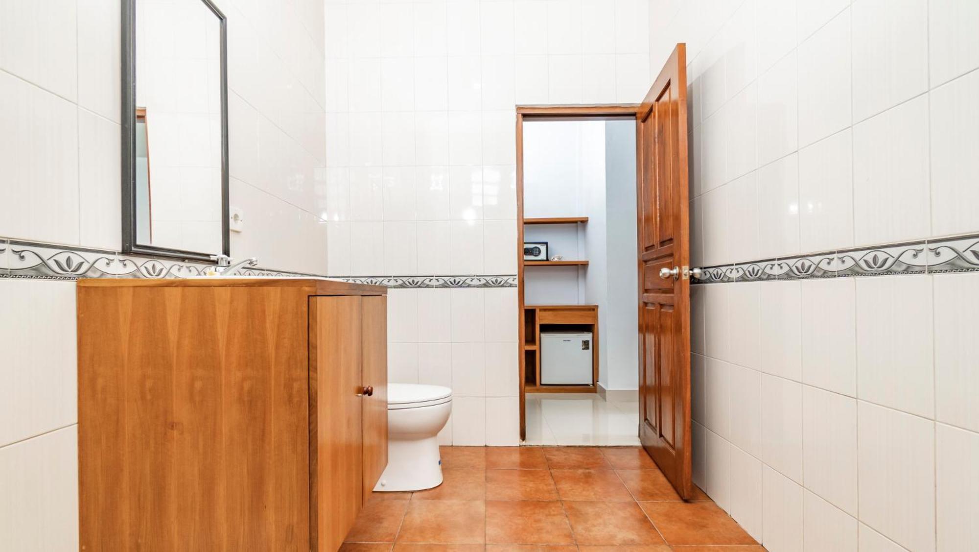 Esty House Hotel Ubud  Ngoại thất bức ảnh